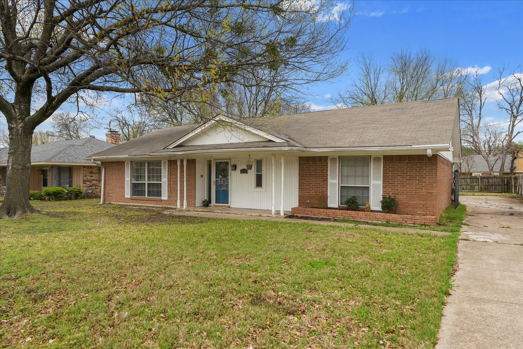6317 Stonewall Street, Greenville, TX 75402
