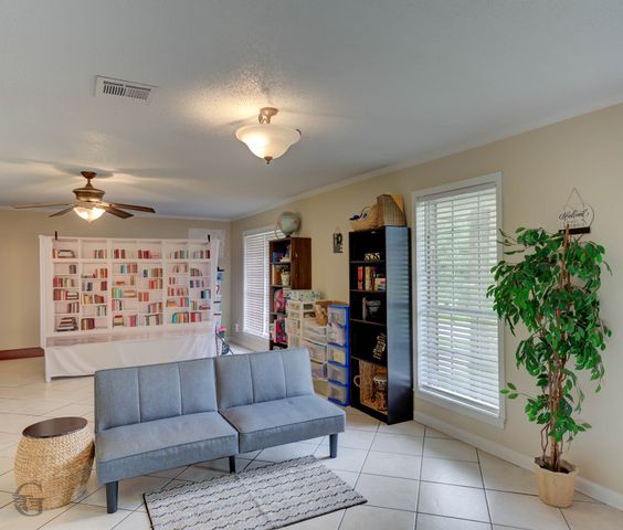 6111 Debbie Street, Shreveport, LA 71119