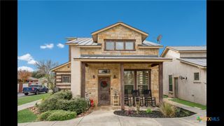 1654 Gruene Vineyard Crossing, New Braunfels, TX 78130