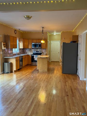 80 Ridgecrest Drive, Cheshire, CT 06410