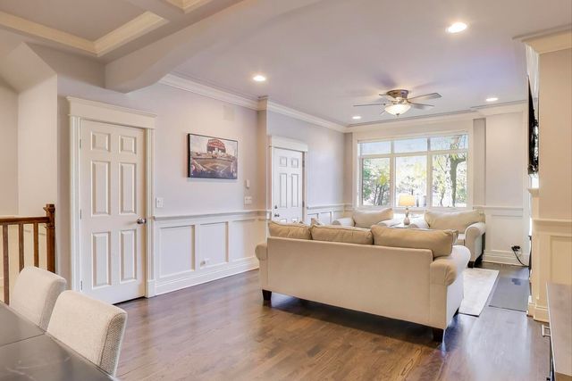 1169 W EDDY Street 101, Chicago, IL 60657