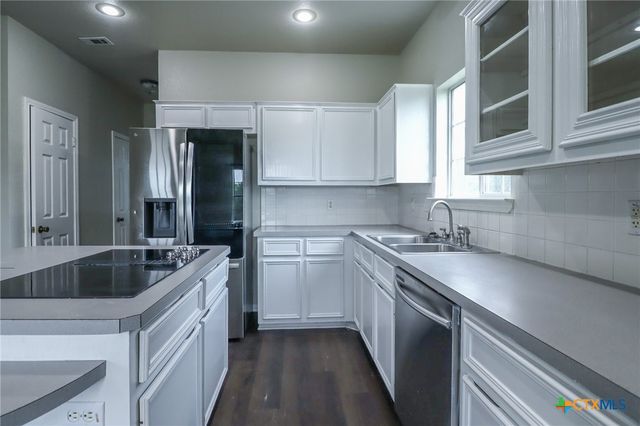 1810 Mesa Oaks Circle, Harker Heights, TX 76548