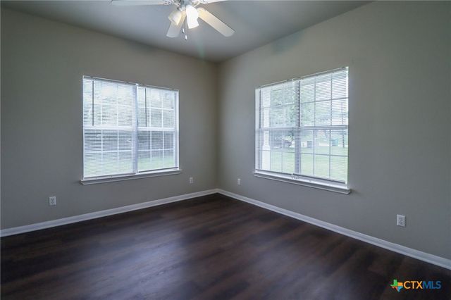 1810 Mesa Oaks Circle, Harker Heights, TX 76548