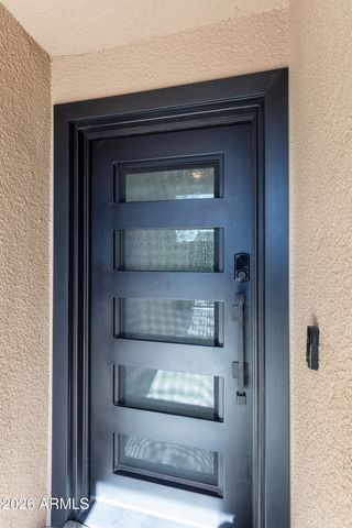 3034 E STELLA Lane, Phoenix, AZ 85016