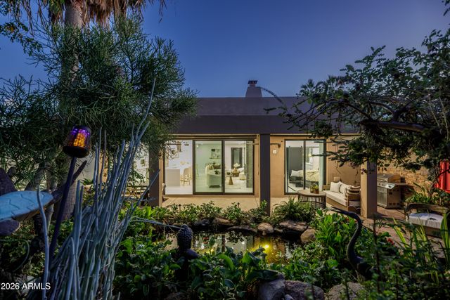 3034 E STELLA Lane, Phoenix, AZ 85016