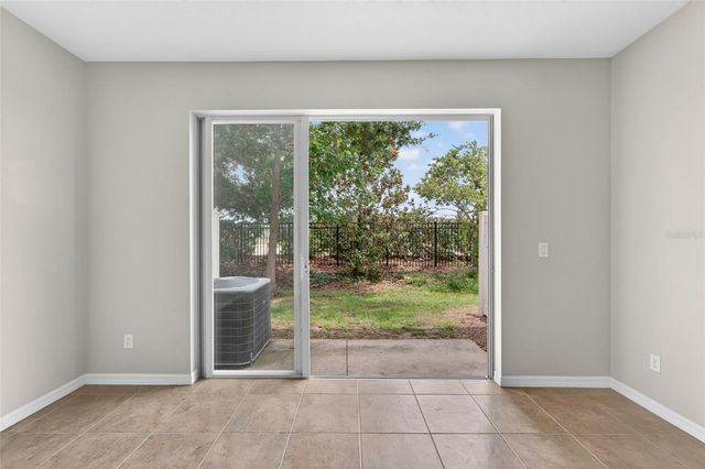 5028 WHITE SANDERLING COURT, Tampa, FL 33619