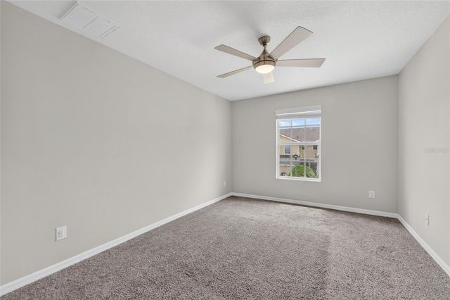 5028 WHITE SANDERLING COURT, Tampa, FL 33619