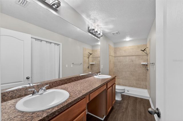 5028 WHITE SANDERLING COURT, Tampa, FL 33619