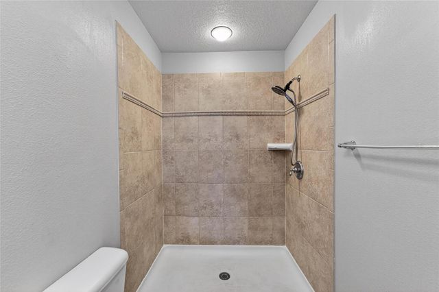 5028 WHITE SANDERLING COURT, Tampa, FL 33619