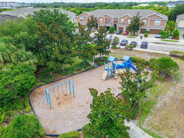 5028 WHITE SANDERLING COURT, Tampa, FL 33619