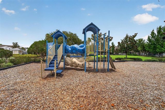 5028 WHITE SANDERLING COURT, Tampa, FL 33619
