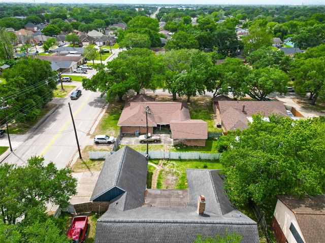 2310 Fenwood Drive, Pasadena, TX 77502
