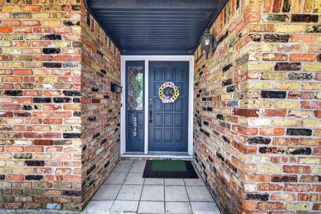 2310 Fenwood Drive, Pasadena, TX 77502