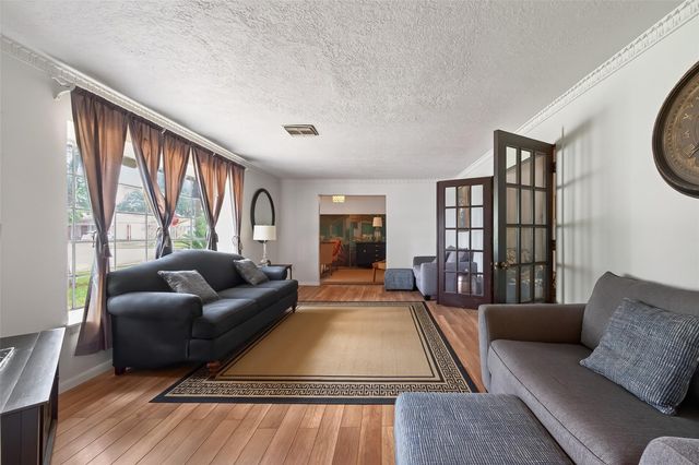 2310 Fenwood Drive, Pasadena, TX 77502