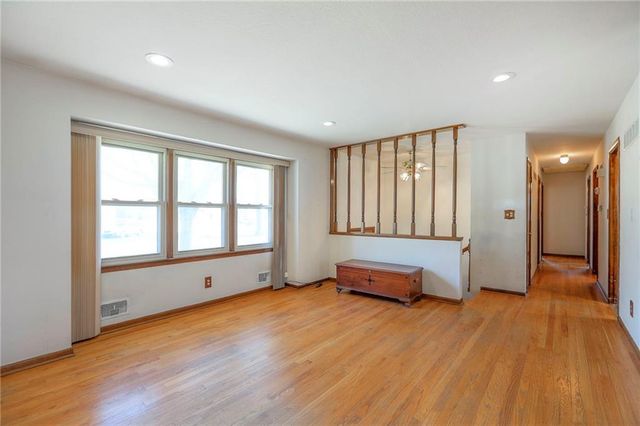 14405 E 36th Terrace S, Independence, MO 64055