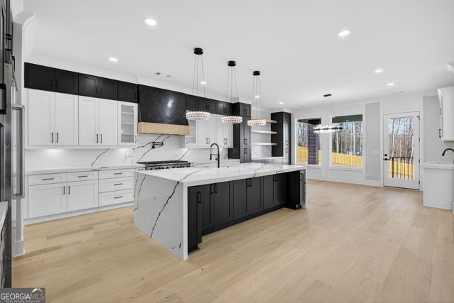 405 Thunder Road, Buford, GA 30518