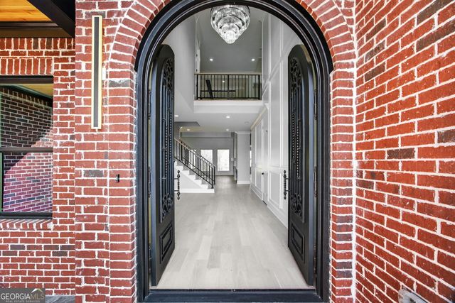 405 Thunder Road, Buford, GA 30518