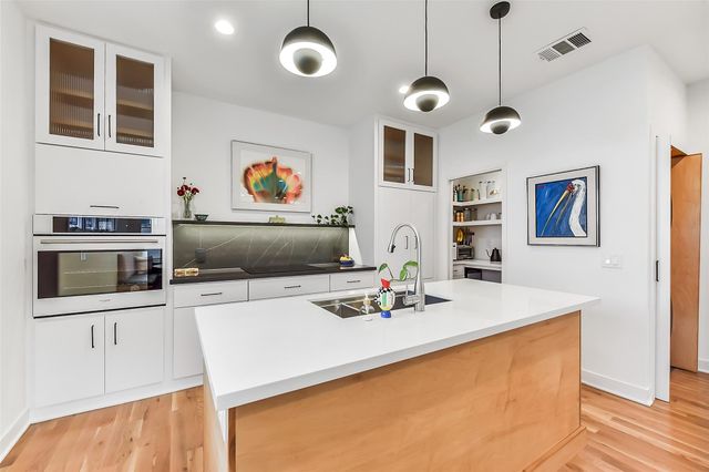 1397 Arlington Street 1397, Houston, TX 77008