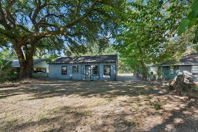 5262 E Brookstown Dr, Baton Rouge, LA 70805