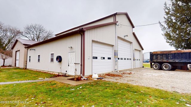 1001 Oak Street, Woodville, OH 43469