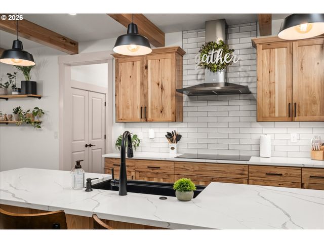 37640 UPPER CAMP CREEK Rd, Springfield, OR 97478