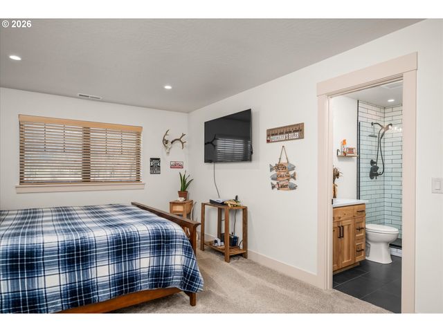 37640 UPPER CAMP CREEK Rd, Springfield, OR 97478