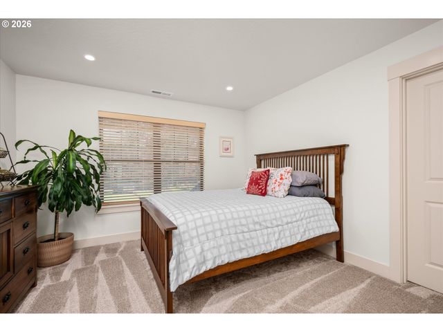 37640 UPPER CAMP CREEK Rd, Springfield, OR 97478