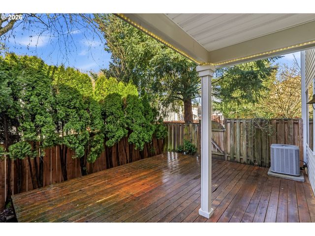 21291 Sw MADEIRA Ter, Sherwood, OR 97140