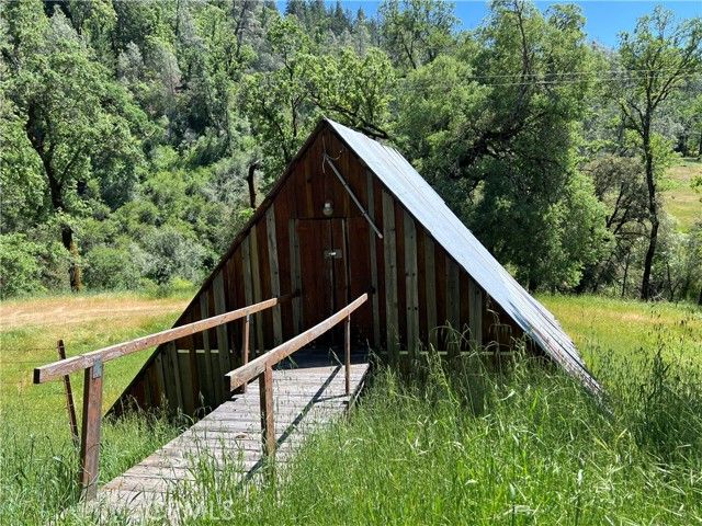 8734 Sulphur Creek Road, Kelseyville, CA 95451
