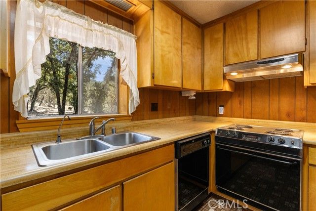 8734 Sulphur Creek Road, Kelseyville, CA 95451