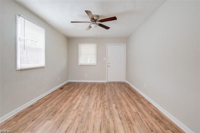 714 Langley Ave, Hampton, VA 23669