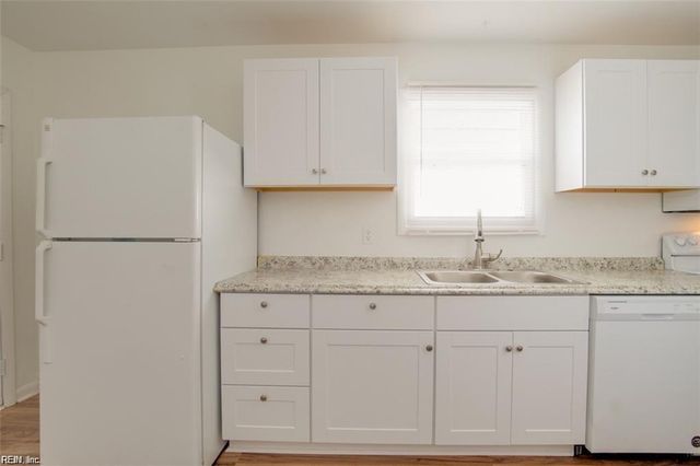 714 Langley Ave, Hampton, VA 23669
