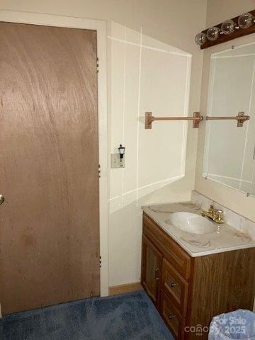 860 Pless Underwood Road, Maggie Valley, NC 28751