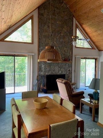 860 Pless Underwood Road, Maggie Valley, NC 28751