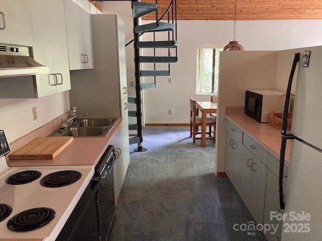 860 Pless Underwood Road, Maggie Valley, NC 28751