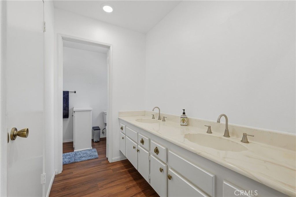 Image 20 of property listing at 9268 Lemon Avenue, Rancho Cucamonga, CA 91701