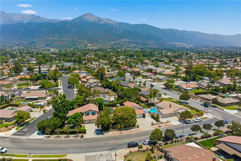 Image 43 of property listing at 9268 Lemon Avenue, Rancho Cucamonga, CA 91701