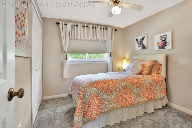 348 Meadowlake Rd, Canton Charter Township, MI 48188