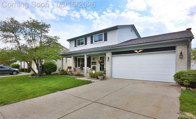 348 Meadowlake Rd, Canton Charter Township, MI 48188