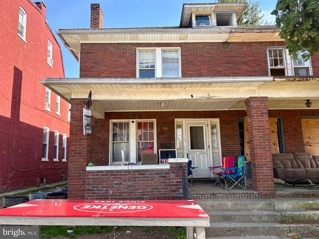 310 W JACKSON ST, York, PA 17401