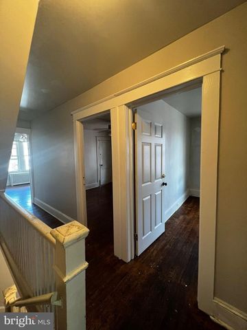 310 W JACKSON ST, York, PA 17401