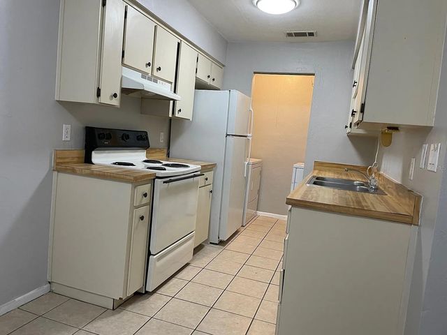 2210 SW 70TH TERRACE, Gainesville, FL 32607