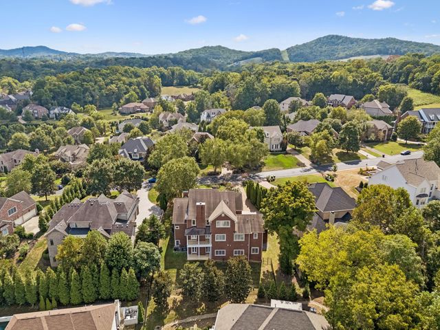 90 Governors Way, Brentwood, TN 37027