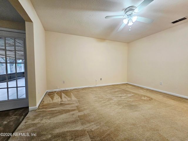 1704 BRISTLECONE PINE Place, Jacksonville, FL 32225