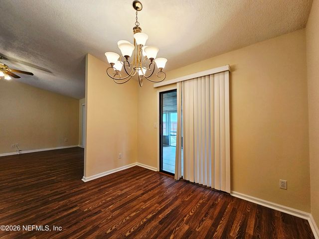 1704 BRISTLECONE PINE Place, Jacksonville, FL 32225