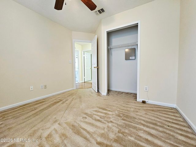 1704 BRISTLECONE PINE Place, Jacksonville, FL 32225