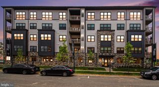 1601 POTOMAC SHORES PKWY #401, Dumfries, VA 22026