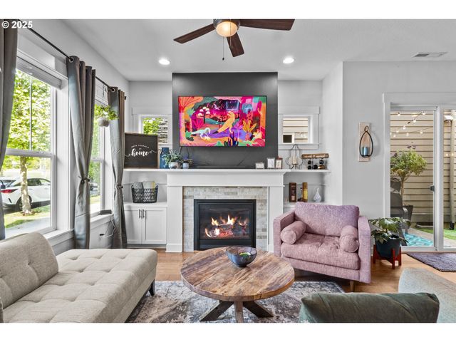 28945 Sw COSTA Cir, Wilsonville, OR 97070