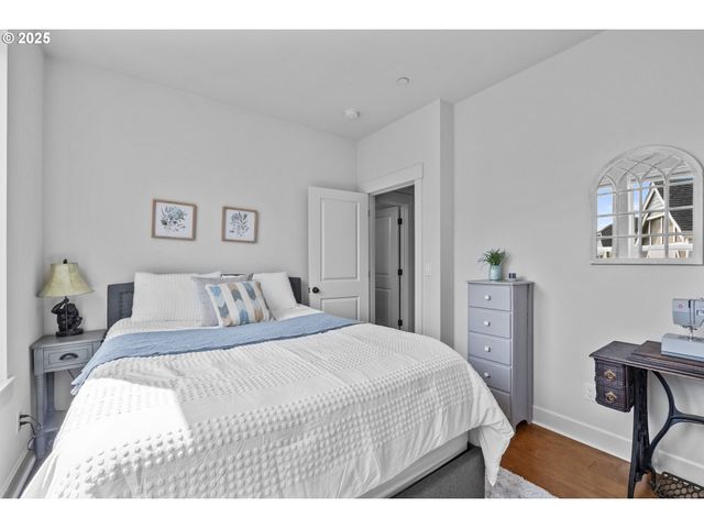 28945 Sw COSTA Cir, Wilsonville, OR 97070