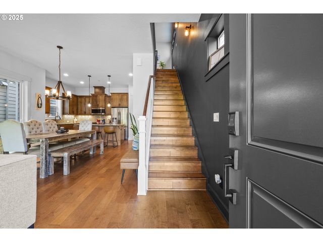 28945 Sw COSTA Cir, Wilsonville, OR 97070